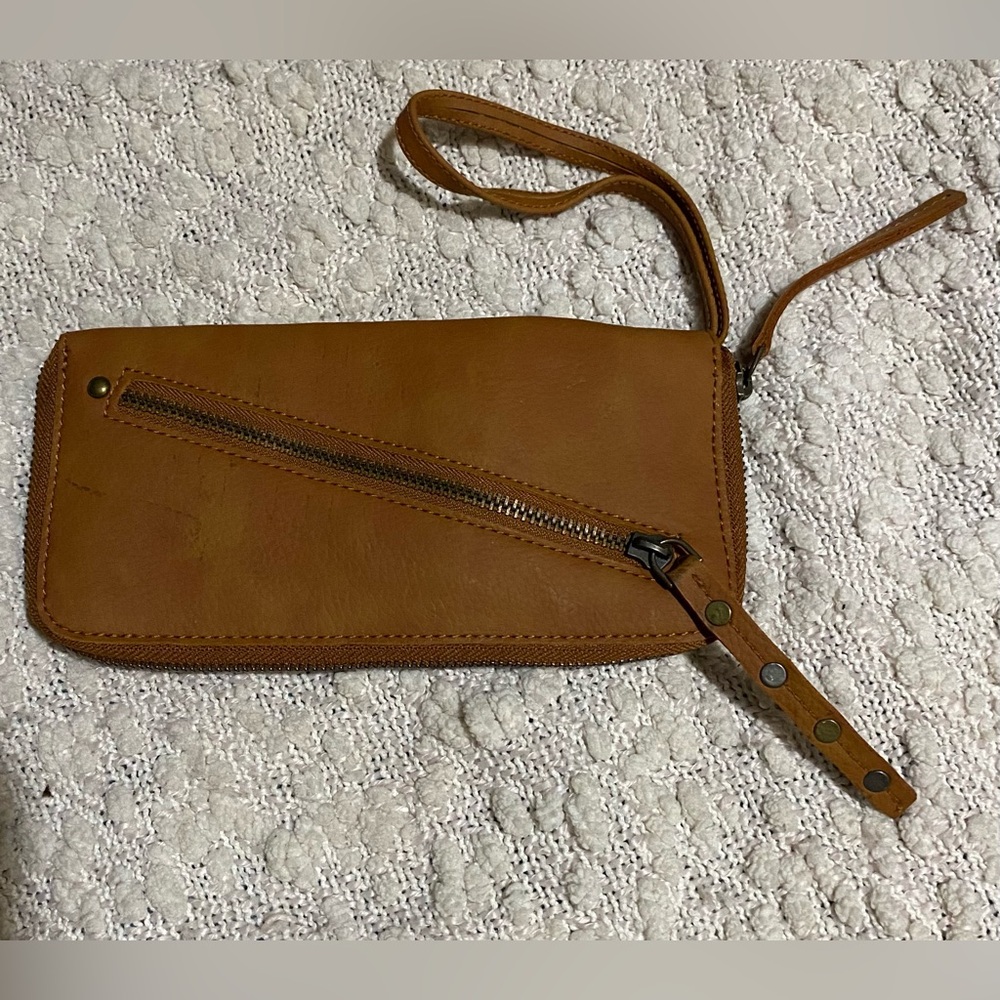 Free People Vegan Leather Wallet Wristlet Brown Faux Zipper Pocket On Front